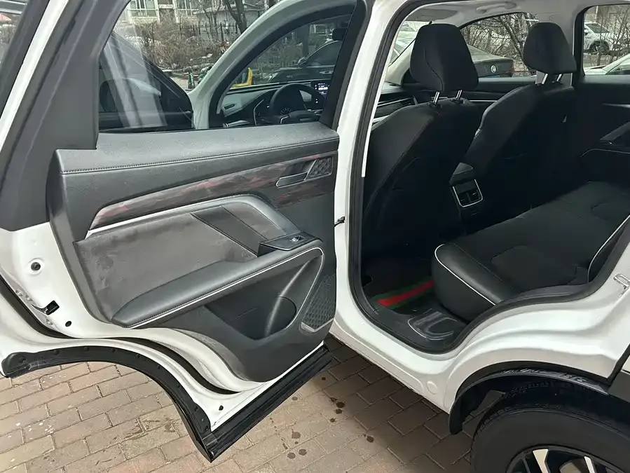 Haval H6 Haval H6 2023 National Fashion Edition 1.5T Automatic Urban Edition 2023 — миниатюра 3