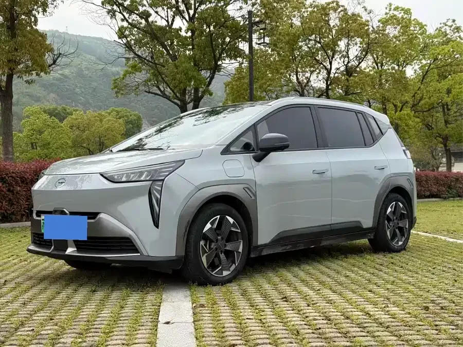 AION AION Y AION Y 2022 70 Smart Edition Lithium Iron Phosphate 2022 — фото 1, купить с доставкой в Москву