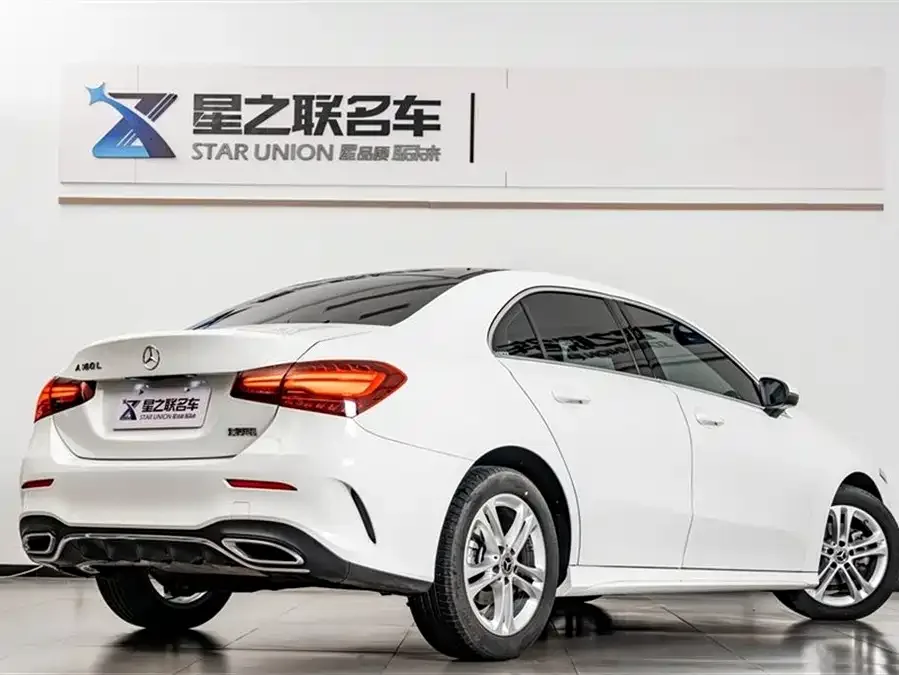 Mercedes-Benz Class A Mercedes-Benz A-Class 2024 facelift A 180 L 2024 — миниатюра 4