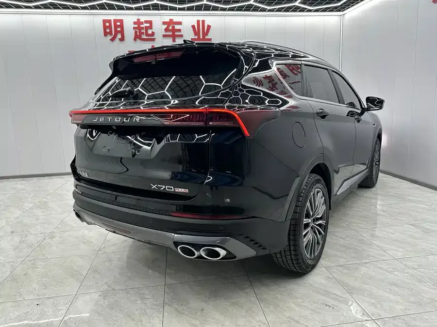 Jetour X70 PLUS JETOUR X70 PLUS 2023 1.5T DCT Brave PLUS 5-seater 2023 — миниатюра 4