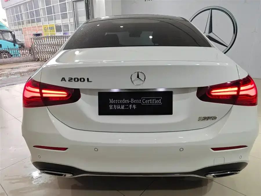 Mercedes-Benz Class A Mercedes-Benz A-Class 2024 A 200 L Fashion Edition 2024 — миниатюра 2
