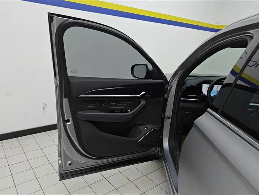 Geely Monjaro Xingyue L 2024 2.0TD High Power Automatic 2WD Skyline Edition 2024 — миниатюра 4
