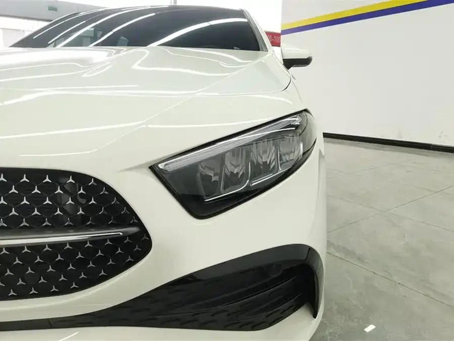 Mercedes-Benz Class A Mercedes-Benz A-Class 2024 A 200 L Fashion Edition 2024 — миниатюра 2