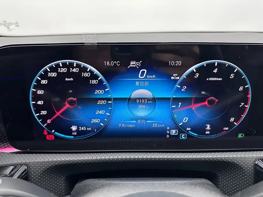 Mercedes-Benz Class A Mercedes-Benz A-Class 2022 Model Three A 200 L Sports Sedan Fashion Model 2023 — миниатюра 5