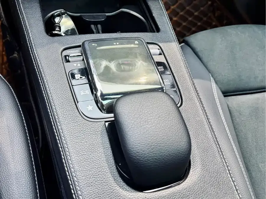 Mercedes-Benz Class A Mercedes-Benz A-Class 2022 Model Three A 200 L Sports Sedan Fashion Model 2023 — миниатюра 5