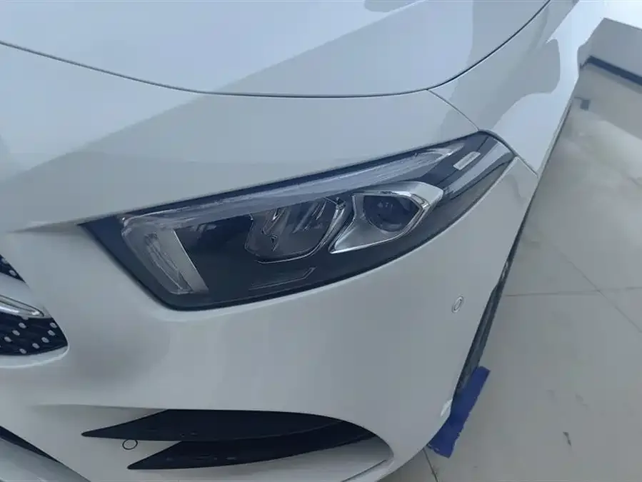 Mercedes-Benz Class A Mercedes-Benz A-Class 2022 A 200 L Sports Sedan Fashion Edition 2023 — миниатюра 2