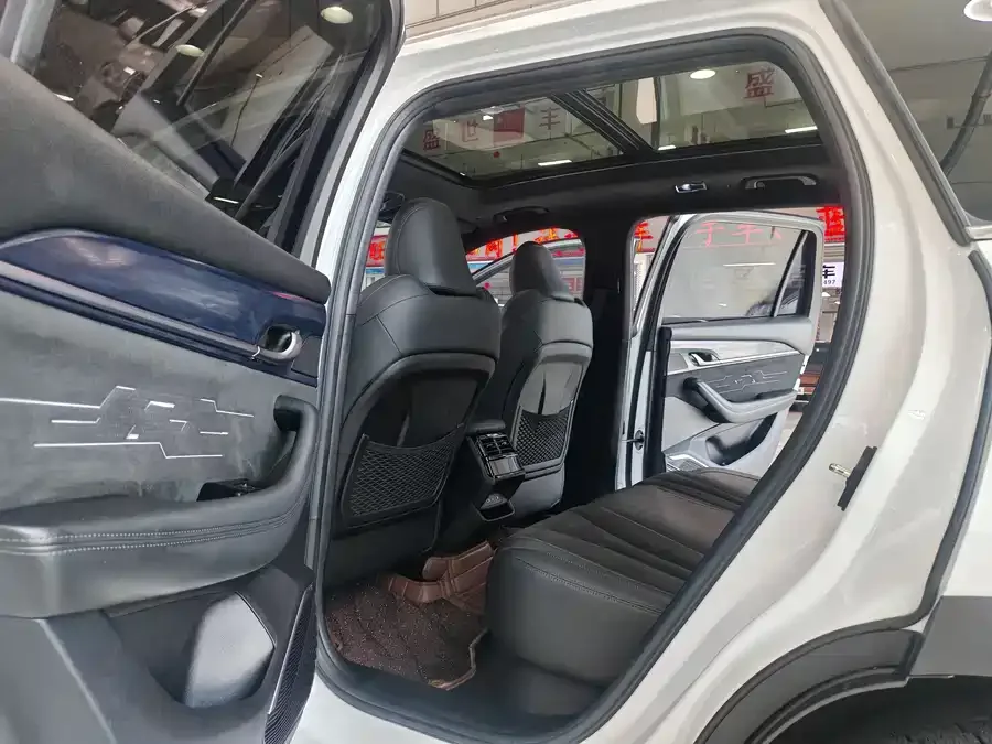 Geely Monjaro Xingyue L 2024 2.0TD High Power Automatic 2WD Skyline Edition 2024 — миниатюра 2