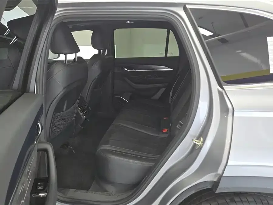 Geely Monjaro Xingyue L 2024 2.0TD High Power Automatic 2WD Skyline Edition 2023 — миниатюра 5