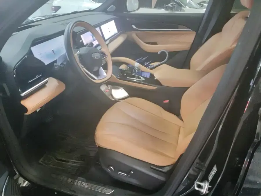 Geely Monjaro Xingyue L 2024 Hybrid 1.5T Tiangong Edition 2025 — миниатюра 2