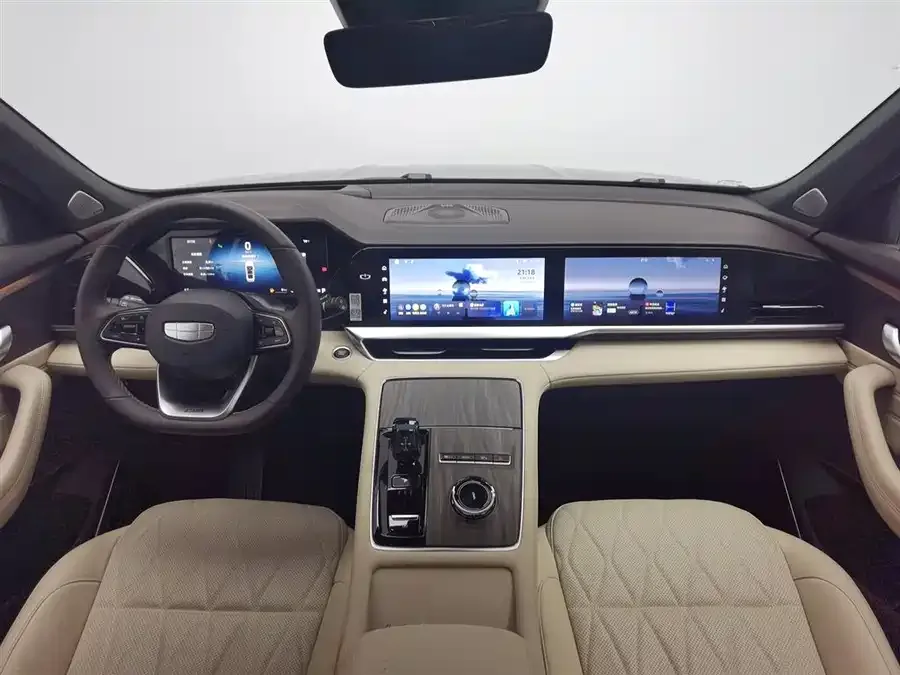 Geely Monjaro Xingyue L 2025 Dongfangyao 2.0TD Automatic Star-gazing Edition 2024 — миниатюра 2