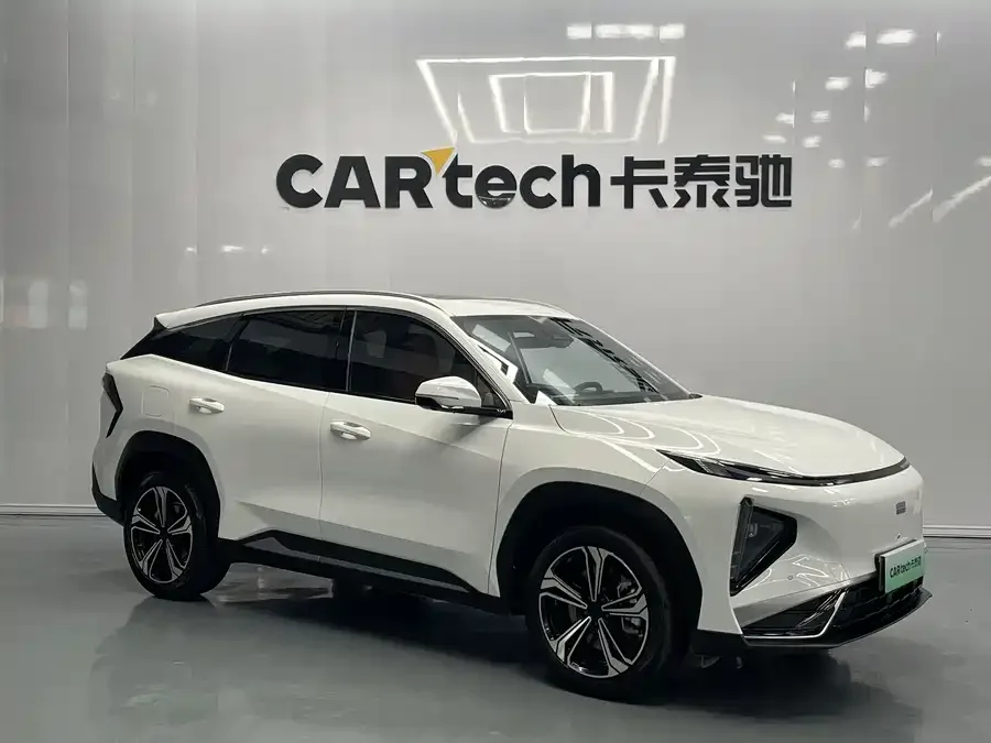 Geely Galaxy L7 Galaxy L7 2025 EM-i 115km Exploration+ Edition 2025 — миниатюра 3
