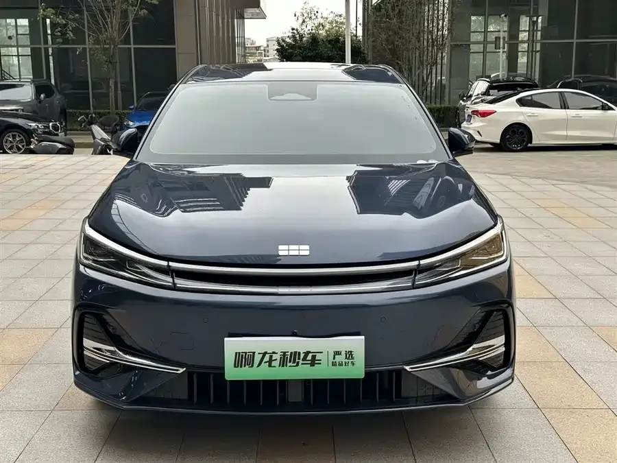 Geely Galaxy A7 Galaxy A7 2025 EM-i 150km Starship Edition 2025 — миниатюра 3