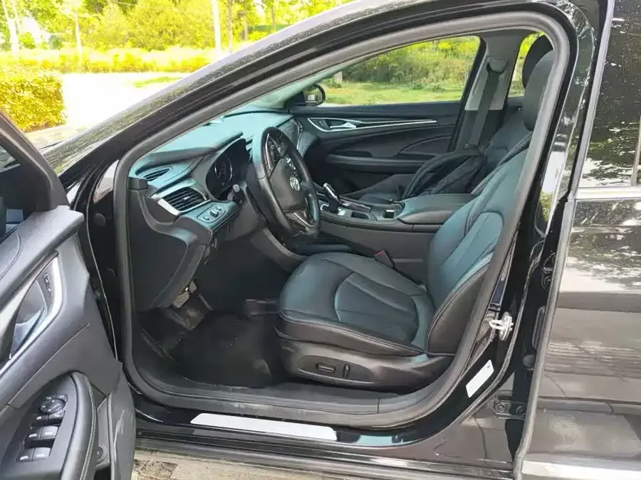 Buick LaCrosse LaCrosse 2022 552T Luxury 2022 — миниатюра 4