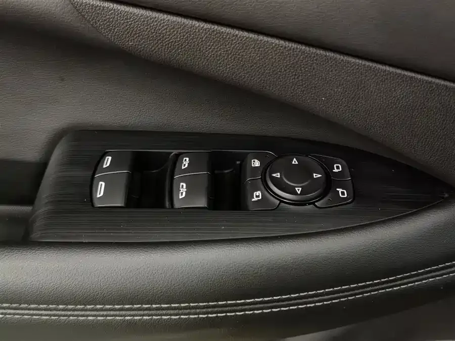 Buick LaCrosse LaCrosse 2022 552T Luxury 2022 — миниатюра 3