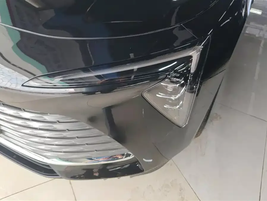 Buick LaCrosse LaCrosse 2023 28T Premium Edition 2024 — миниатюра 2