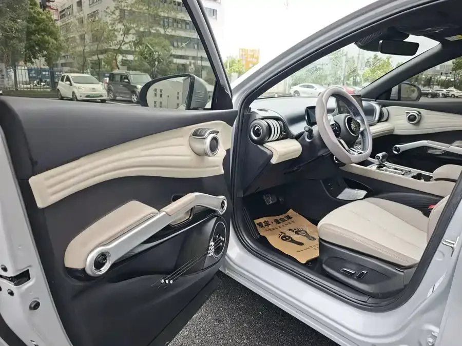 BYD Yuan PLUS Yuan PLUS 2024 Honor Edition 510KM Transcendence Type 2024 — миниатюра 2