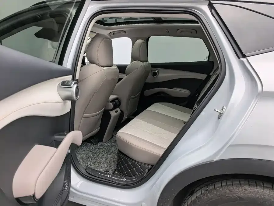 BYD Yuan PLUS Yuan PLUS 2025 Smart Driving Edition 430KM Beyond Edition 2025 — миниатюра 4