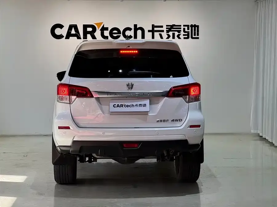 Dongfeng Paladin Paladin 2023 2.0T Gasoline 4WD Premium Edition 2024 — миниатюра 2