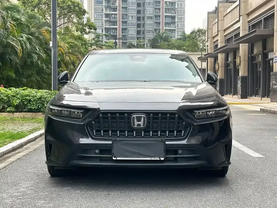 Honda Inspire Insignia 2024 260TURBO Elite Edition 2024 — миниатюра 3