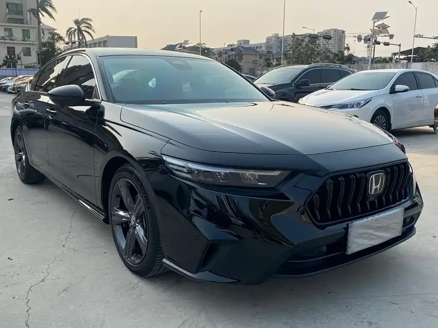 Honda Inspire 2024 Insignia 260TURBO Refined Edition 2024 — миниатюра 3