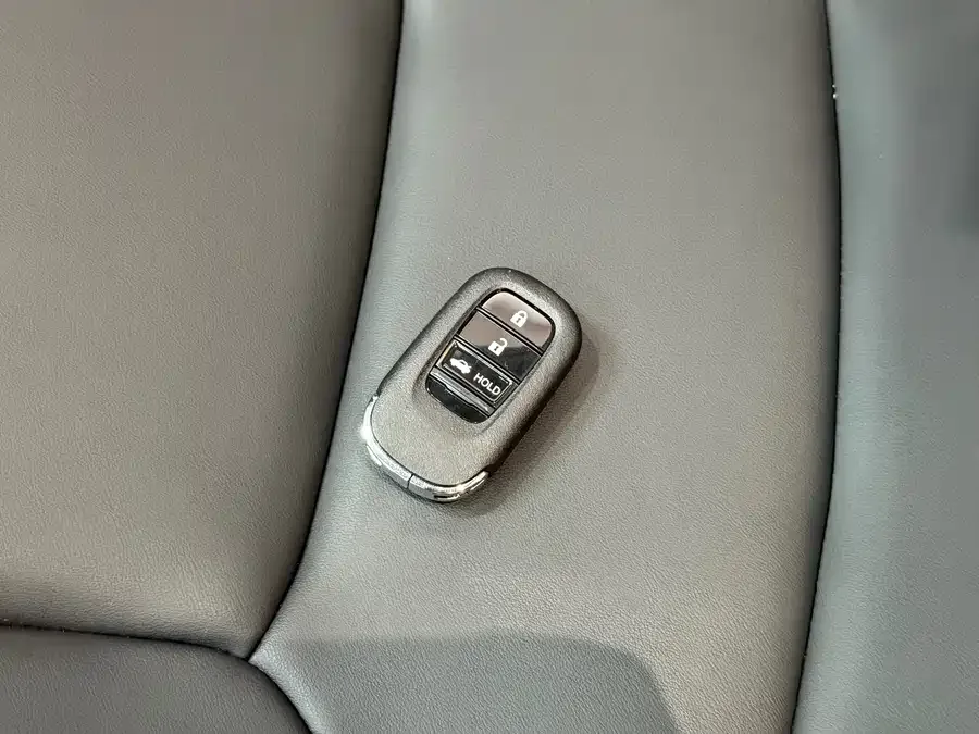 Honda Inspire Insignia 2025 260TURBO Elite Edition 2025 — миниатюра 5