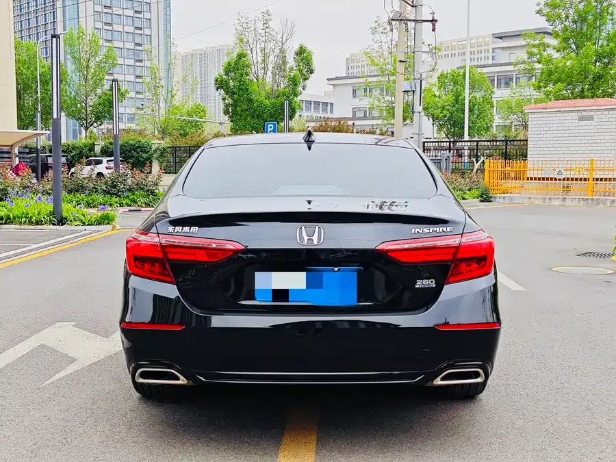 Honda Inspire 2022 Insignia 260TURBO Elegant Edition 2022 — миниатюра 2