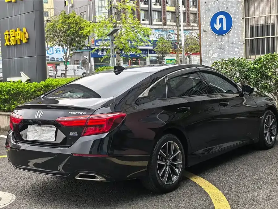 Honda Inspire Inship 2022 260TURBO Exquisite Edition 2022 — миниатюра 3