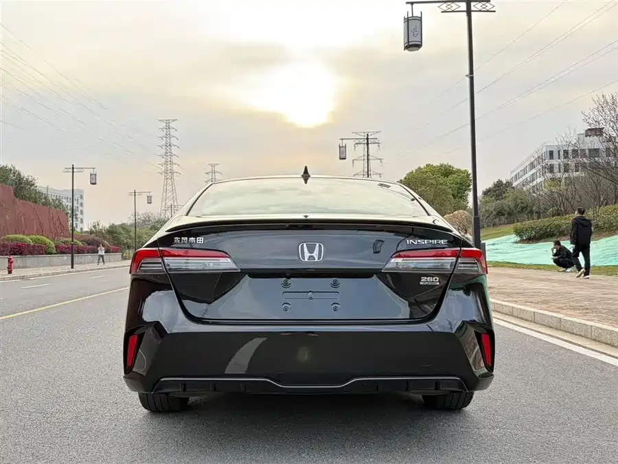 Honda Inspire 2023 Insignia 260TURBO Elegant Edition 2024 — миниатюра 2