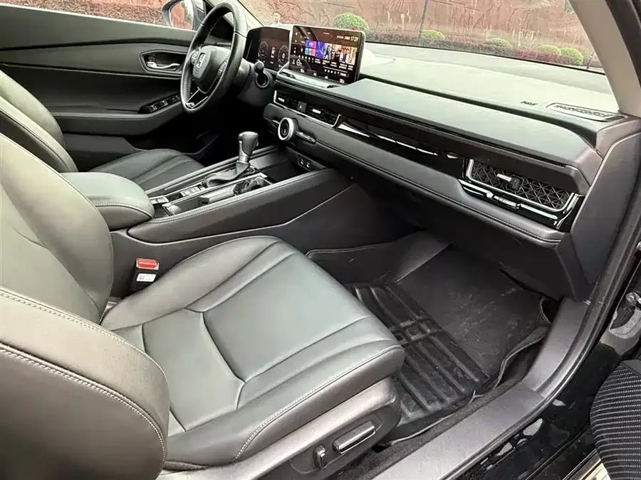 Honda Inspire 2023 Insignia 260TURBO Elegant Edition 2024 — миниатюра 5
