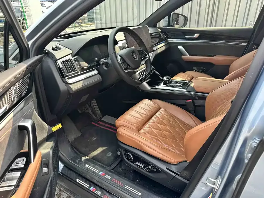 BYD Tang New Energy Tang New Energy 2023 DM-i Champion Edition 112KM Premium Edition 2023 — миниатюра 4