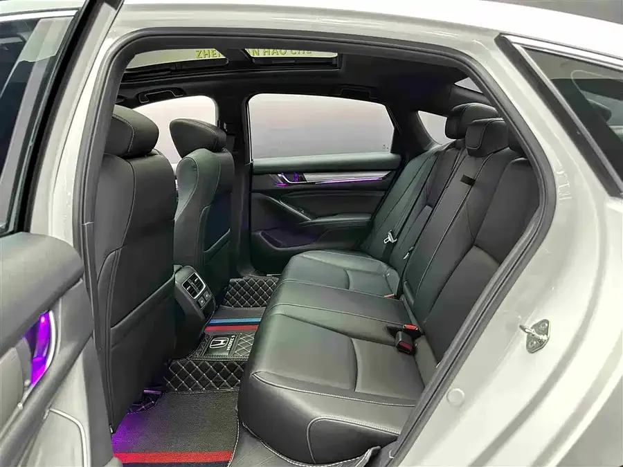 Honda Inspire Inship 2022 260TURBO Exquisite Edition 2022 — миниатюра 4