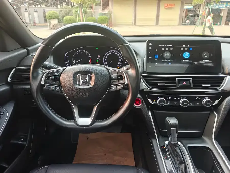 Honda Inspire Inship 2022 260TURBO Exquisite Edition 2022 — миниатюра 2