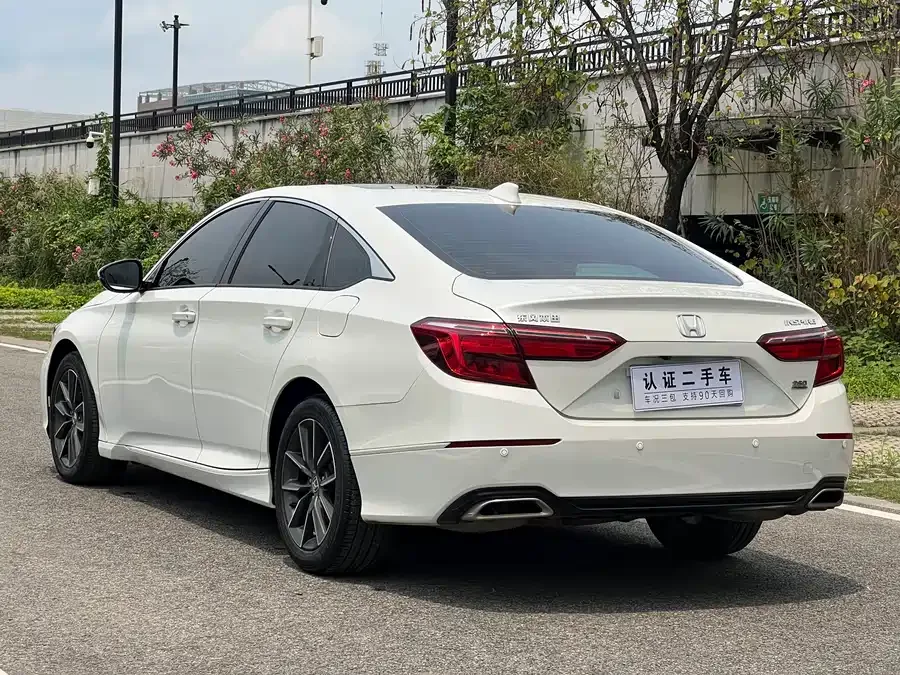 Honda Inspire Inship 2022 260TURBO Exquisite Edition 2022 — миниатюра 4