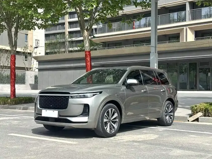 Lixiang ONE Ideal ONE 2021 extended range 6-seater version 2022 — фото 1, купить с доставкой в Москву
