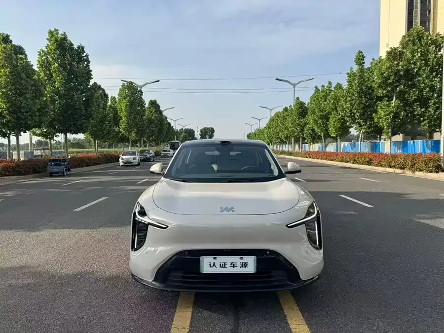 IM Motors LS6 Zhiji LS6 2026 Extended Range 52 Max 2025 — фото 1, купить с доставкой в Москву