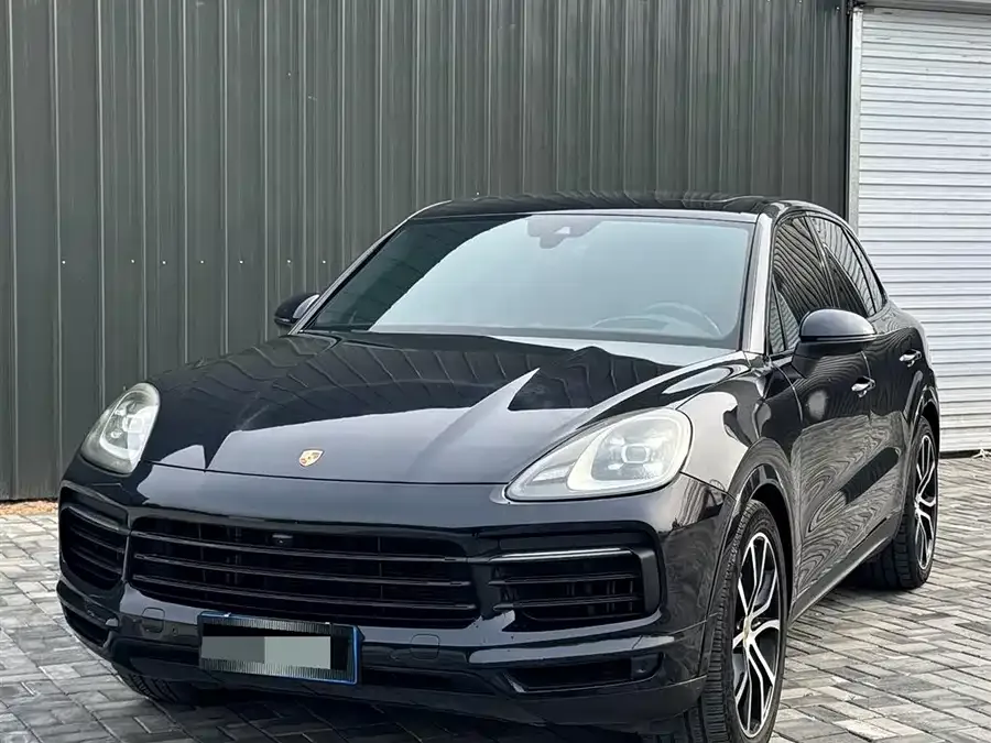 Porsche Cayenne Cayenne 2023 Cayenne 3.0T Platinum Edition 2023 — фото 1, купить с доставкой в Москву
