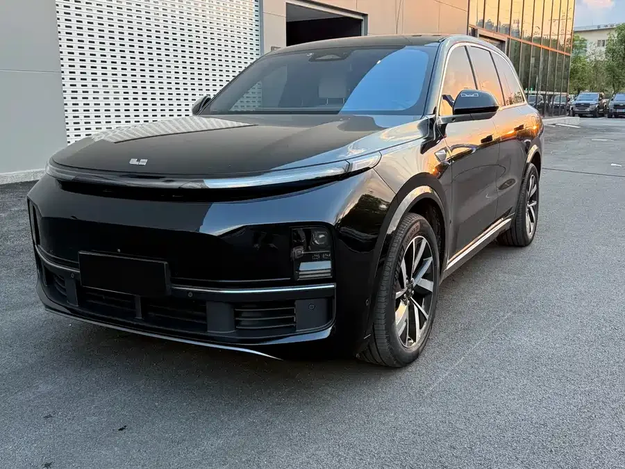 Lixiang L8 Ideal L8 2023 Air 2023 — фото 1, купить с доставкой в Москву