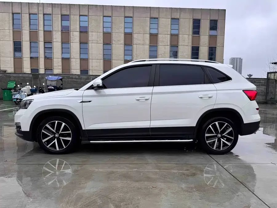 Skoda Kamiq Komic 2022 1.5L automatic comfort version 2022 — миниатюра 3