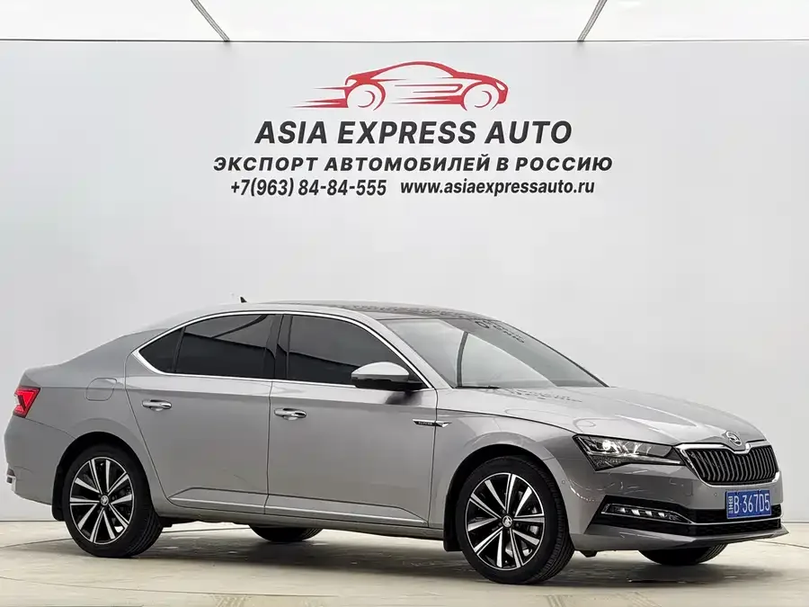 Skoda SuperB Superb 2023 facelifted TSI280 DSG exclusive version 2023 — миниатюра 3