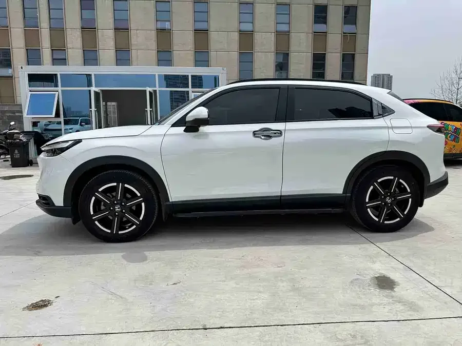 Honda Vezel Binzhi 2023 1.5L CVT Elite Edition 2023 — миниатюра 3