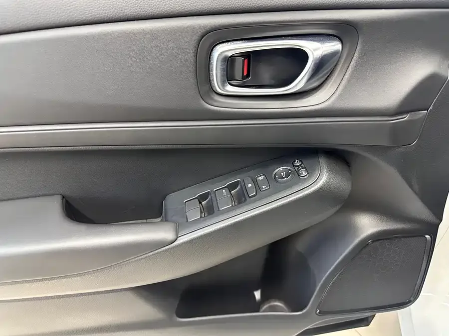 Honda Vezel Binzhi 2023 1.5L CVT Pioneer Edition 2023 — миниатюра 4