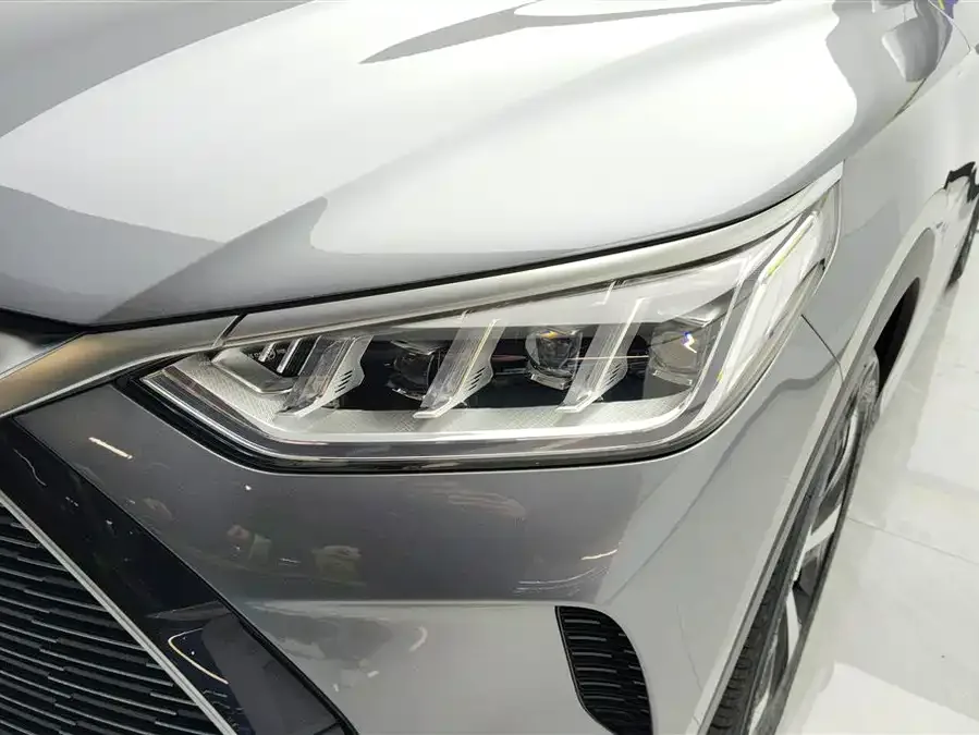 BYD Song PLUS New Energy Song PLUS New Energy 2021 DM-i 51KM Premium Edition 2022 — миниатюра 2