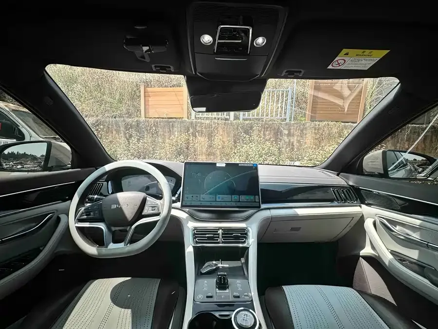 BYD Song PLUS New Energy Song PLUS New Energy 2024 Honor Edition EV 605km Flagship PLUS 2024 — миниатюра 2