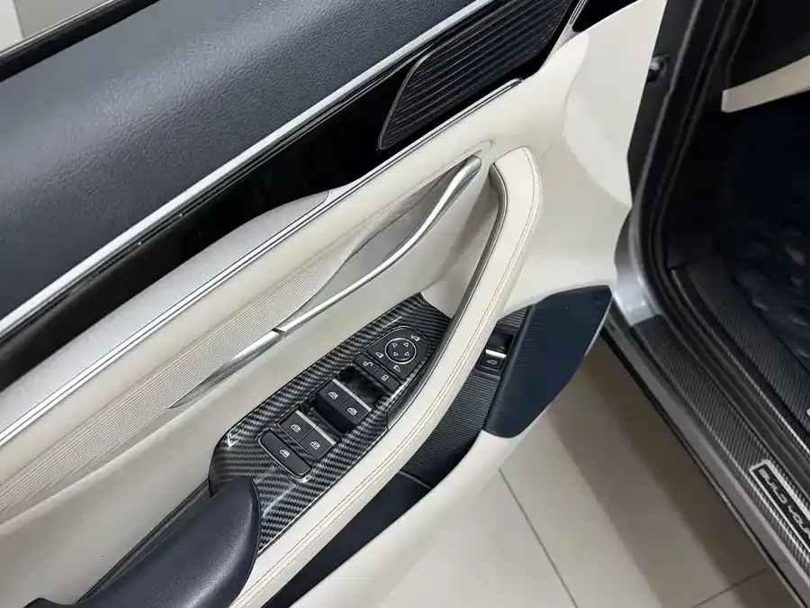 BYD Song PLUS New Energy Song PLUS New Energy 2023 Champion Edition DM-i 110KM Flagship PLUS 2023 — миниатюра 3