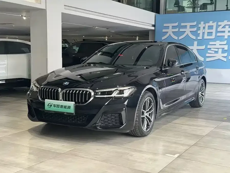 BMW 5 Series New Energy 2022 Model 535Le M Sports Package 2022 — фото 1, купить с доставкой в Москву
