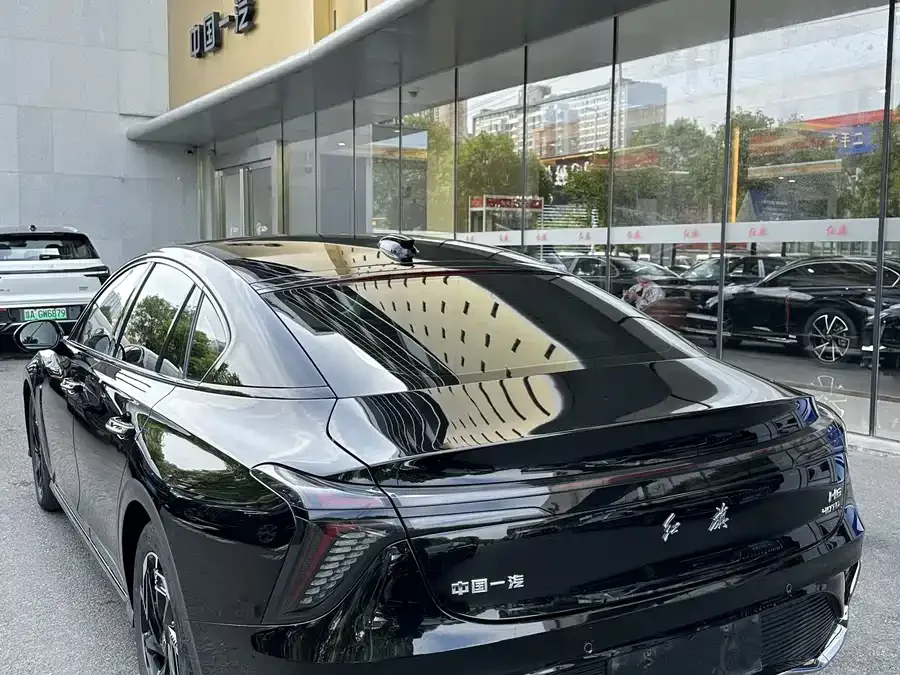 Hongqi H6 Hongqi H6 2024 2.0T American Edition 2024 — миниатюра 2