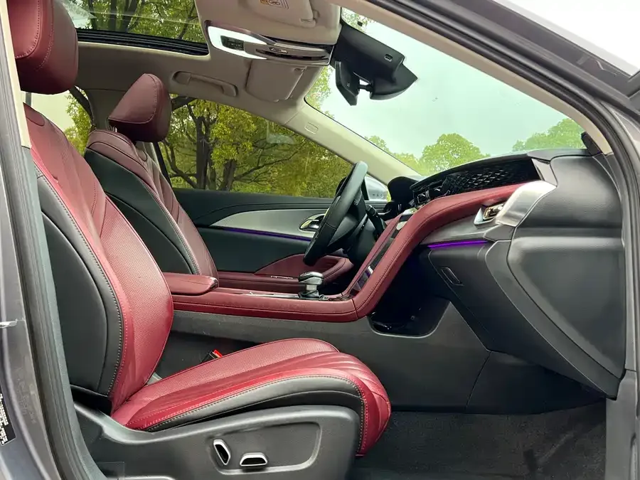 Hongqi H5 Hongqi H5 2023 2.0T Automatic Intelligent Connection Flagship Chang Edition 2023 — миниатюра 3