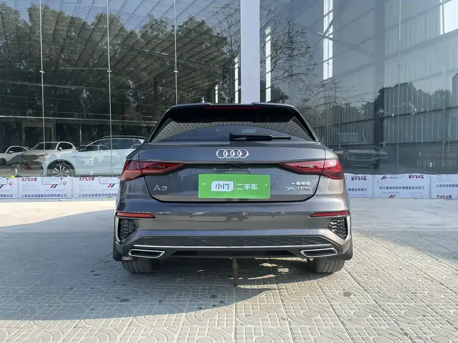 Audi A3 2023 facelift Sportback 35 TFSI stylish and sporty 2023 — миниатюра 2