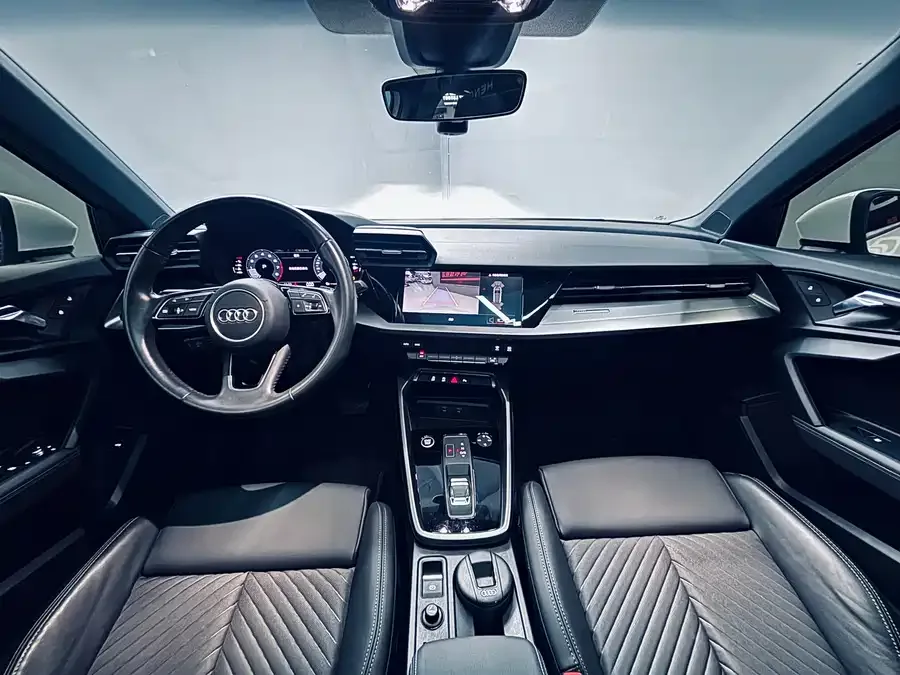 Audi A3 2022 Sportback 35 TFSI Fashionable and Elegant 2022 — миниатюра 5
