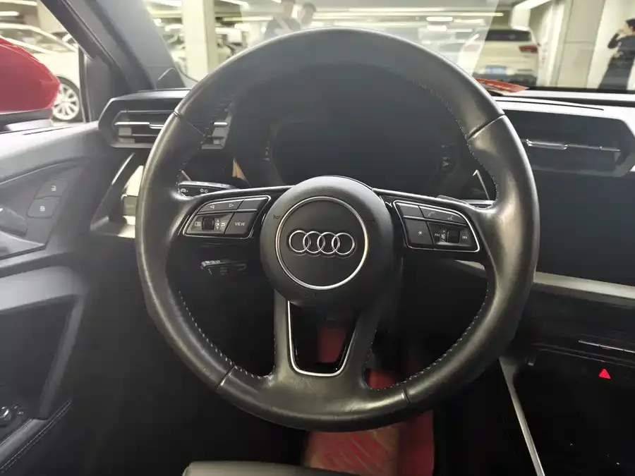 Audi A3 2021 A3L Limousine 35 TFSI Enterprising and Elegant Model 2022 — миниатюра 4